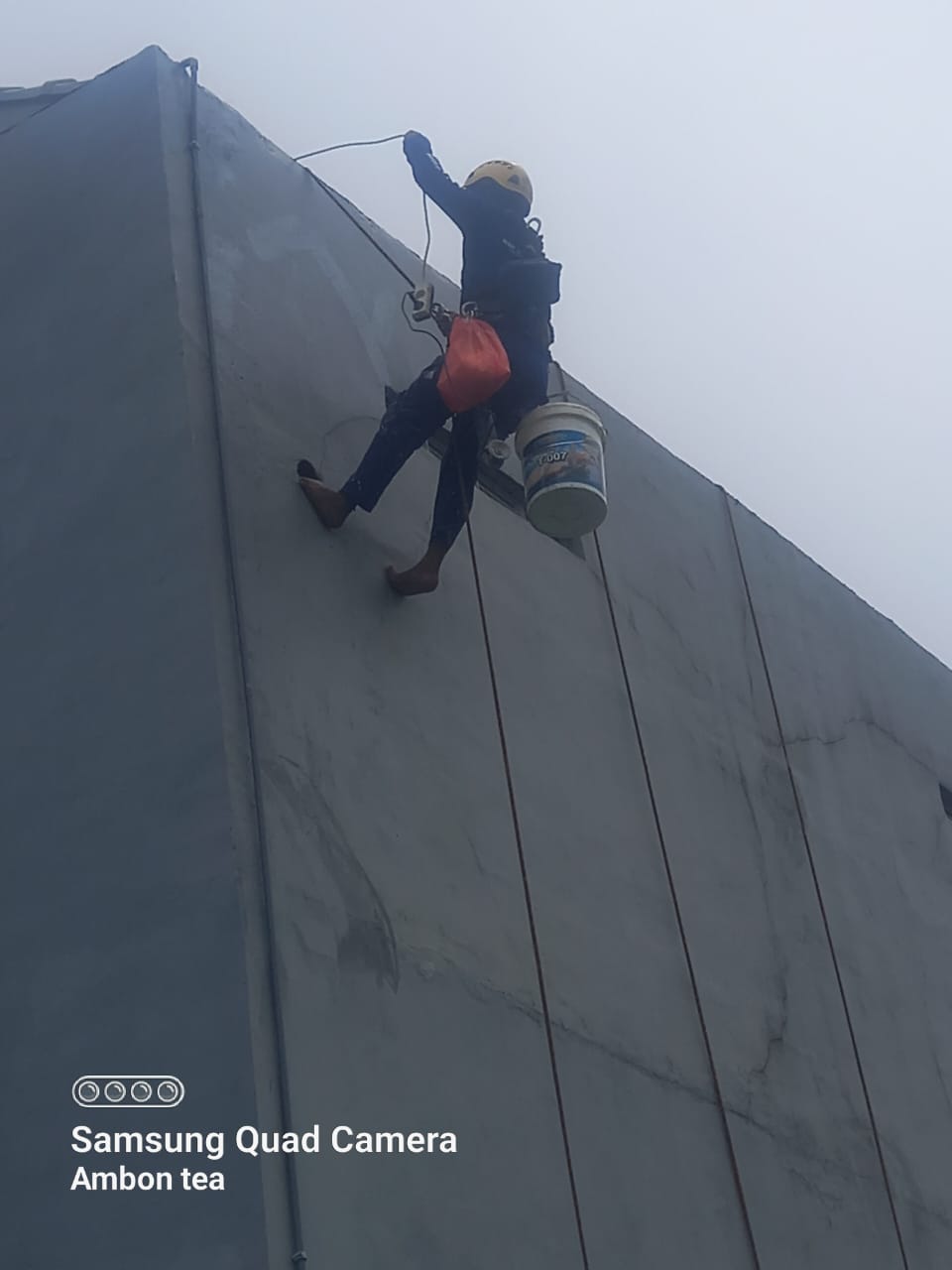 Jasa perbaikan beton bocor di mall surabaya
